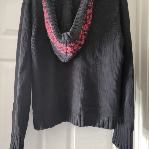 Calvin Klein Jeans Black and Red V-Neck Sweater - Picture 3 of 3